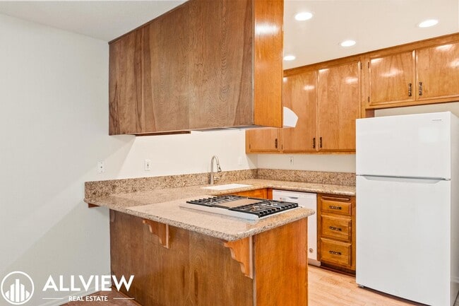 Building Photo - 16731 Bartlett Ln