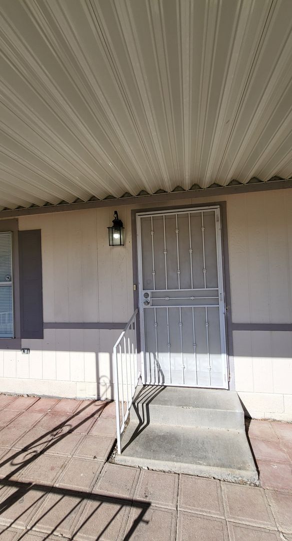 Building Photo - CONESTOGA COUNTRY ESTATES - Conestoga Parkway