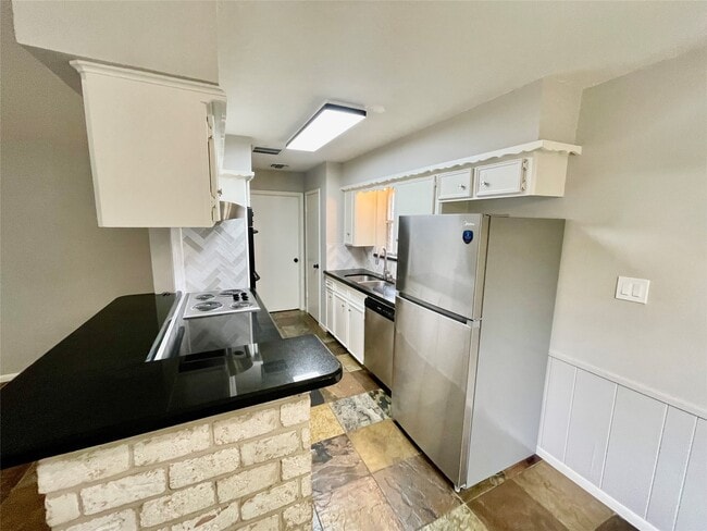 Building Photo - 12854 Westhorpe Dr