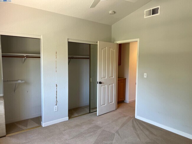Building Photo - 4173 Garibaldi Pl