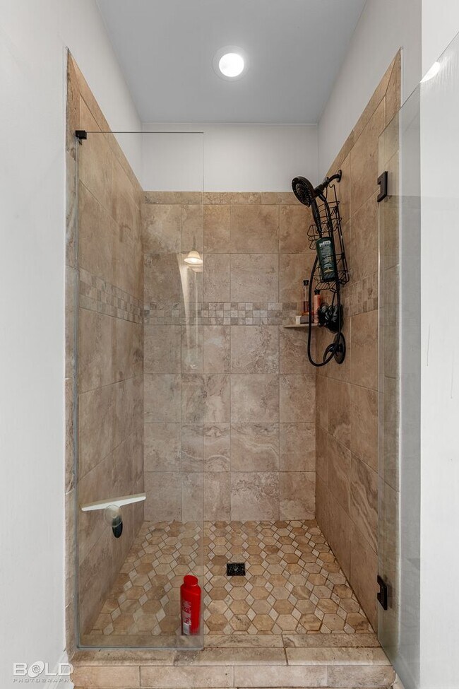 Building Photo - Gorgeous Home For Rent!!