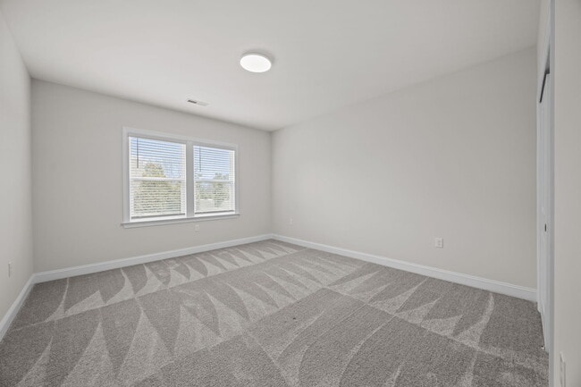 Building Photo - 2561 Legrande Way