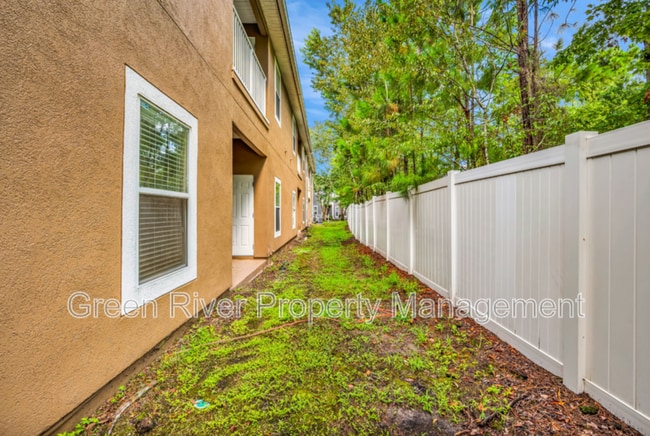 Building Photo - 7920 Merrill Rd