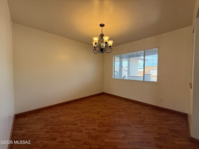 Building Photo - 625 N Brown Ave