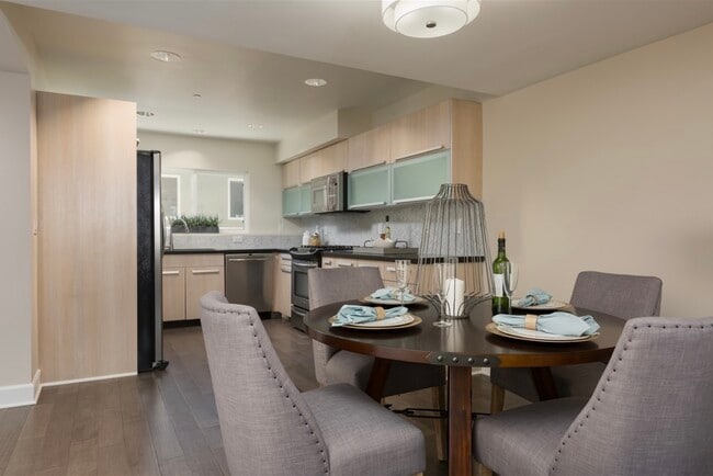 kitchen - 401 N Coast Hwy