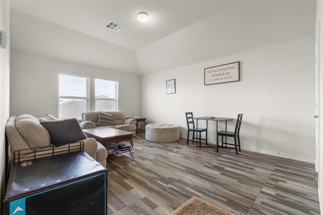 Building Photo - 2314 Red Slate Dr