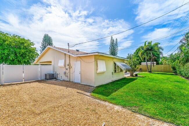 Building Photo - 640 Jaeger Dr