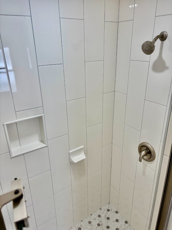 Building Photo - 6108 France Ave S