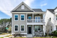 Building Photo - Beautiful Charleston House Available!!