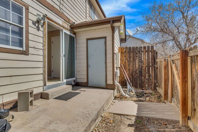 Building Photo - 18010 Becket Dr