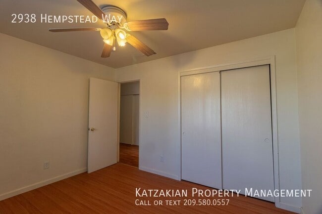 Building Photo - 2938 Hempstead Way