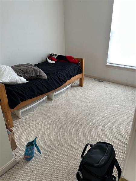 Building Photo - 4 Hemingway St