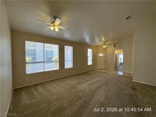 Building Photo - 122 McLaren St