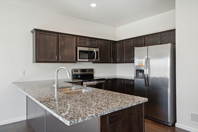 Building Photo - 1275 Exchange St