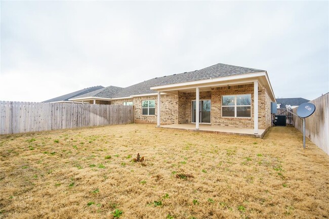 Building Photo - 3841 Kala Dr