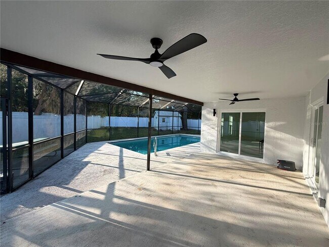 Building Photo - 8362 Tranquil Dr