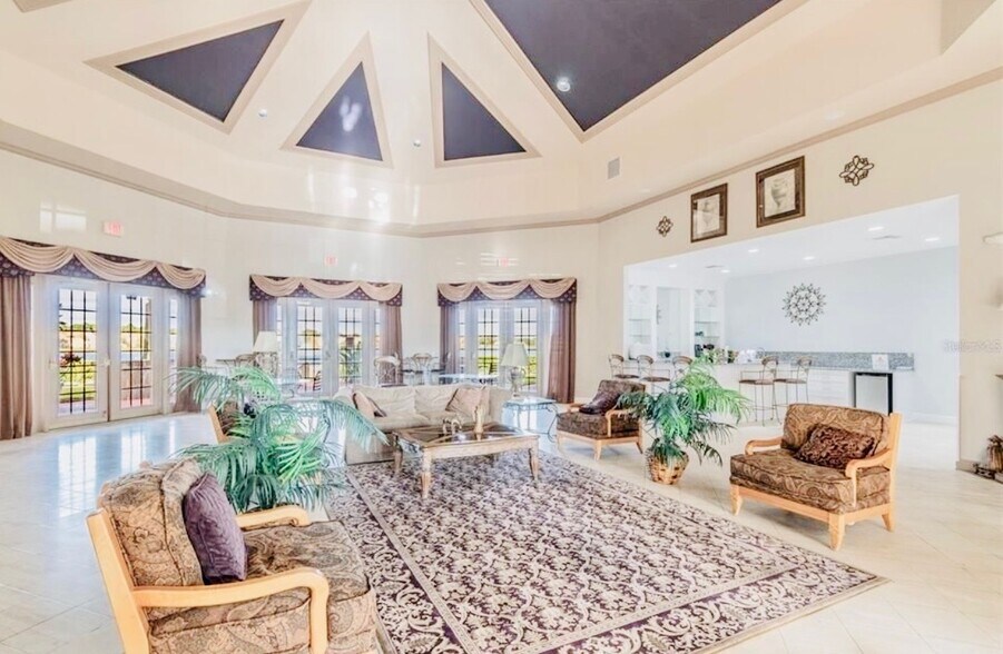 Building Photo - 9586 Lake Chase Island Way