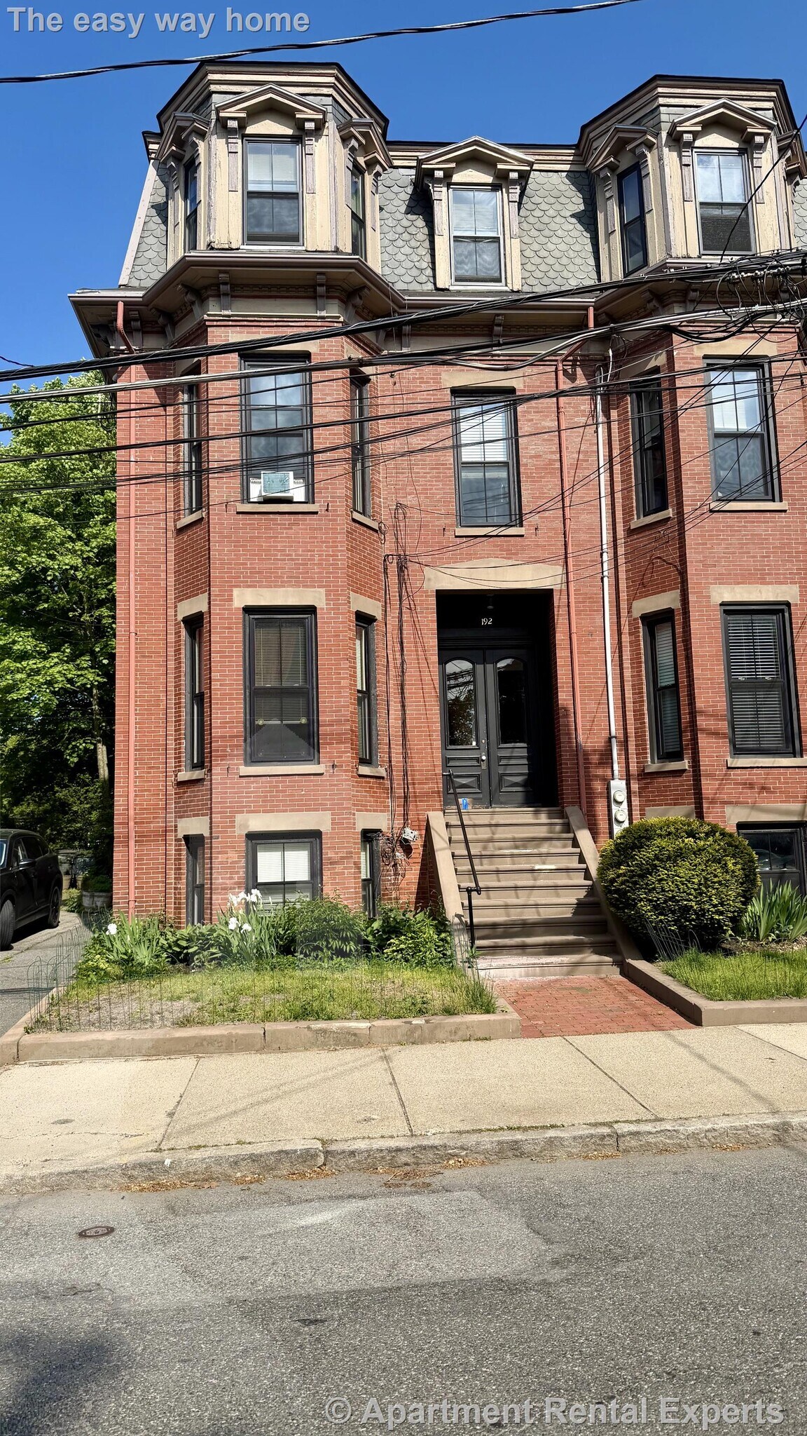 Building Photo - 192 Central St