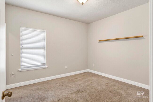 Building Photo - 31820 Calder Ct