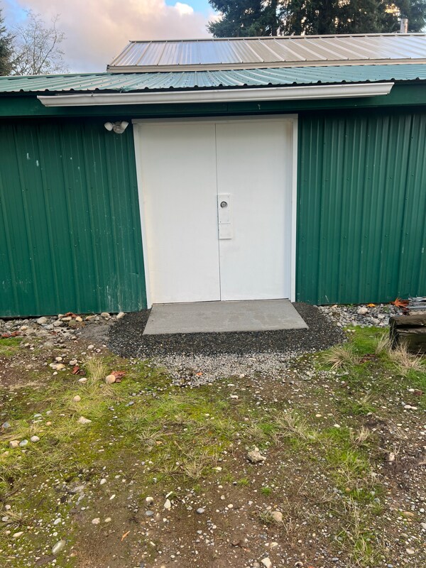 Building Photo - 6519 Myers Rd E