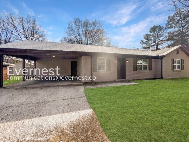 Building Photo - 8250 Chesterfield Dr