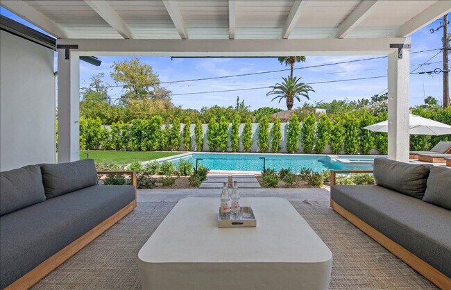 Building Photo - 3631 N 54th Ct