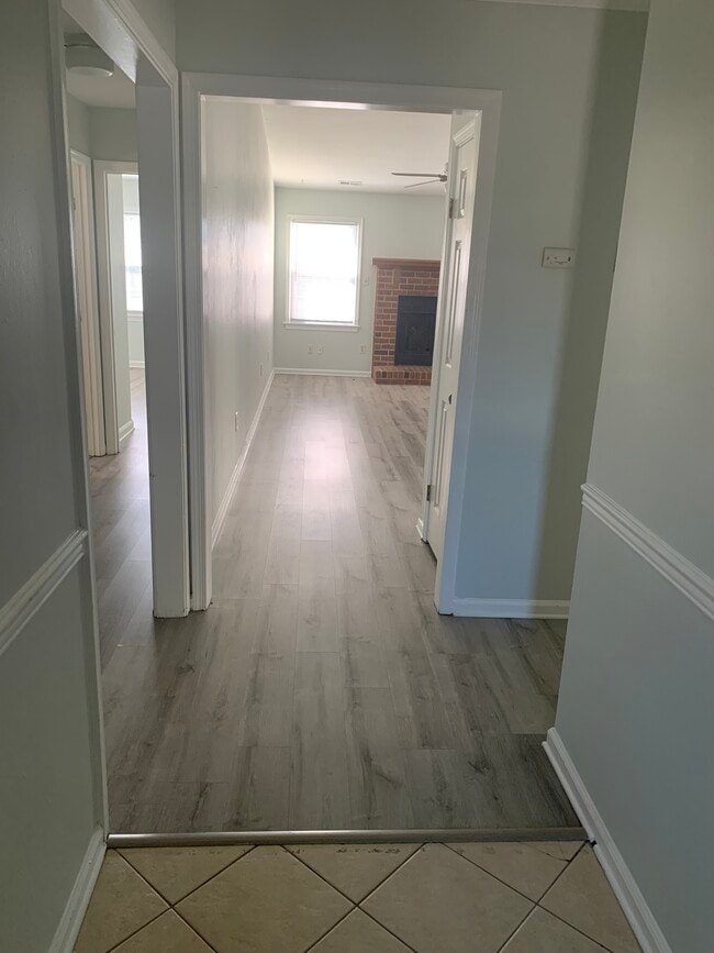 Building Photo - 945 Pink Star Ct