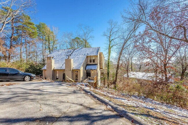 Building Photo - 3620 Idlewild Cir