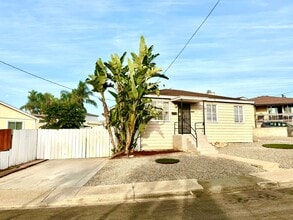 Building Photo - Palladian - S. Elman Street