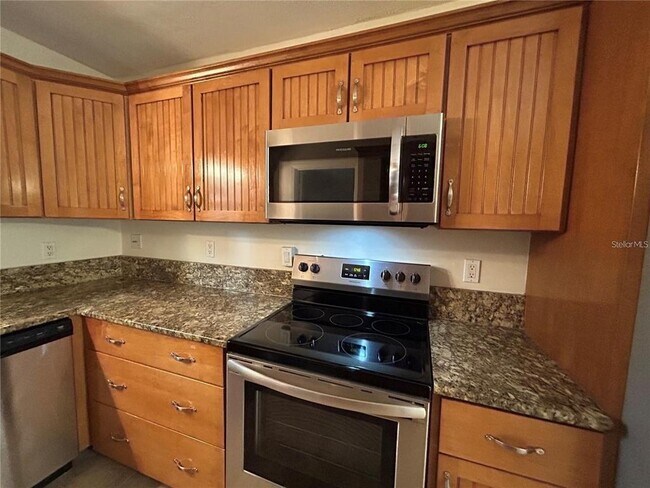 Building Photo - 3646 Radnor Pl