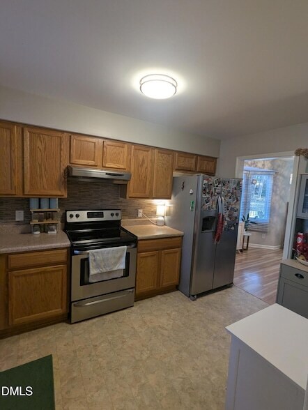 Building Photo - 5513 Kaplan Dr