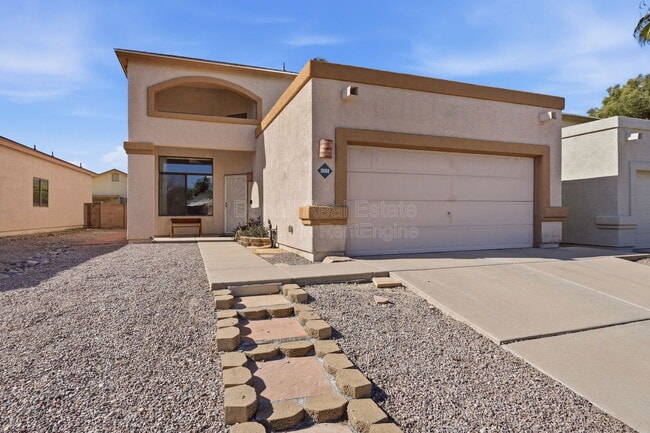 Building Photo - 10008 E Paseo San Ardo