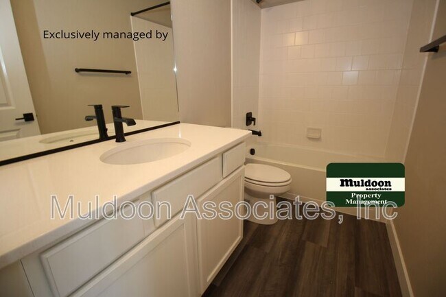 Building Photo - 10466 Luneth Dr