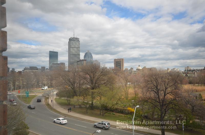 Building Photo - 1179 Boylston St