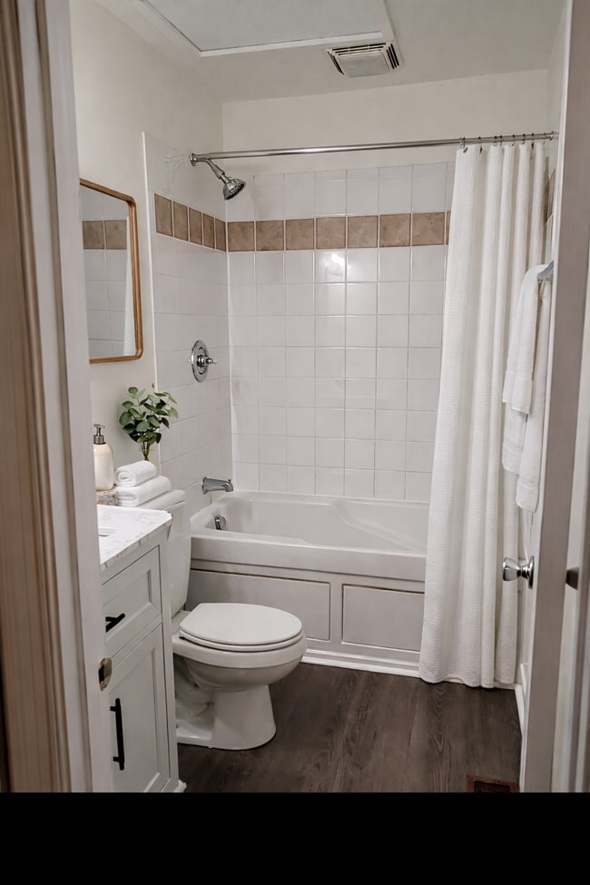 Building Photo - Spacious 3BR Townhome • $2,150 • Fenced Yard + Bonus Room • Prime Location