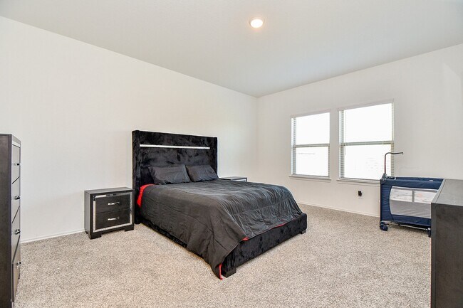 Building Photo - 21602 Zydeco Ct