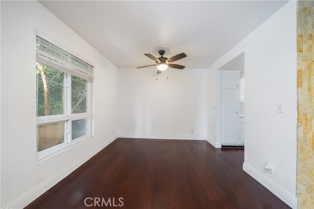 Building Photo - 1242 S Barrington Ave