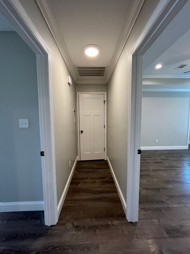 Building Photo - 23 Osprey Cove