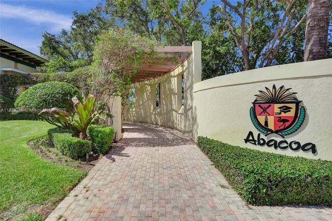 Building Photo - 1200 Town Center Dr