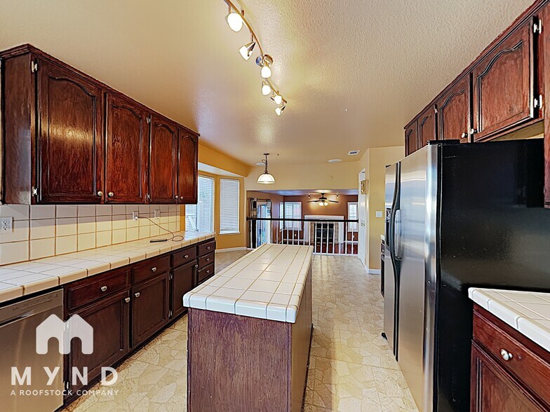 Building Photo - 9413 Redwater Dr