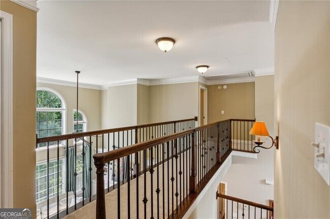 Building Photo - 1124 Promontory Dr