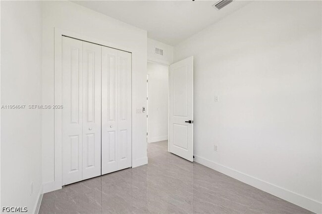 Building Photo - 4402 E 19th St