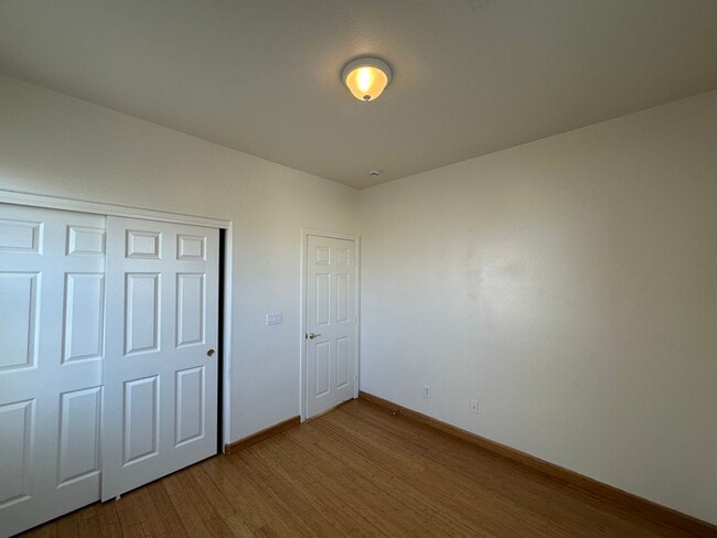 Building Photo - MADISON PLACE AT SUMMERLIN