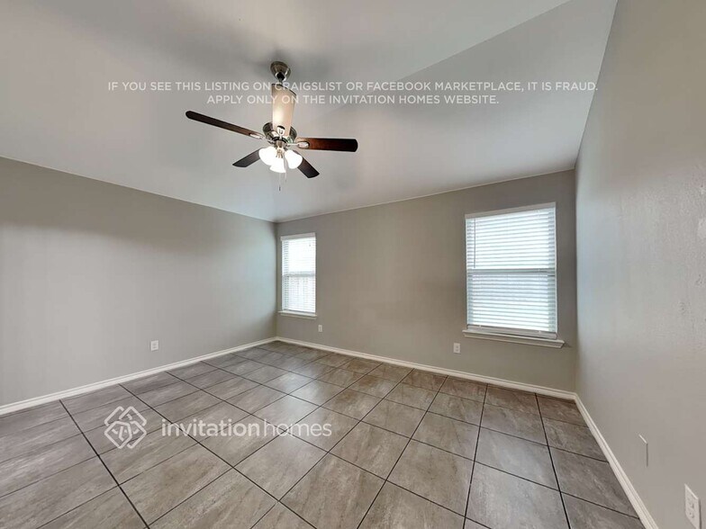 Building Photo - 2516 Old Buck Dr