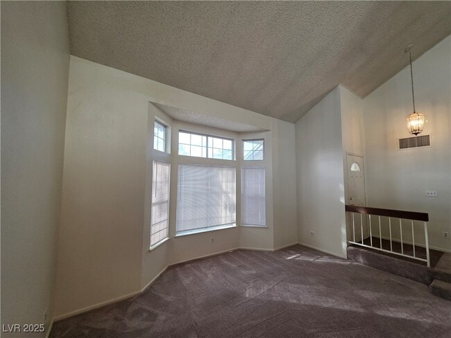 Building Photo - 321 S Bent Creek Dr