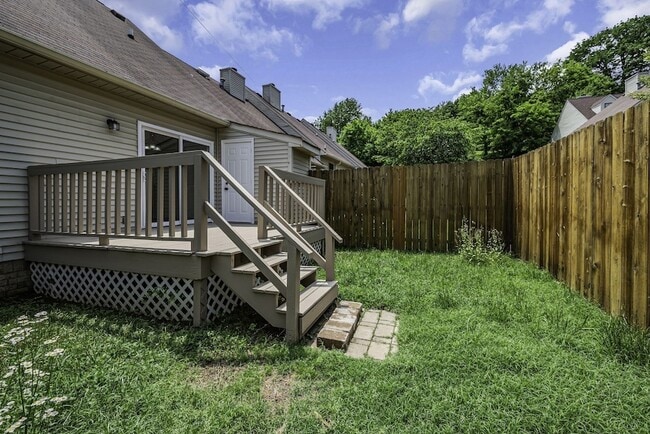 Building Photo - 200 Deerpoint Ct