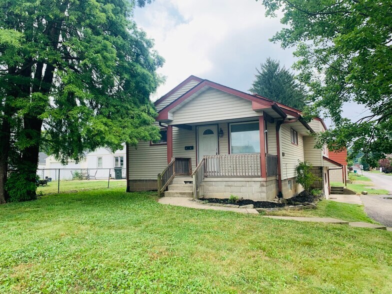Primary Photo - 5047 12th St SW