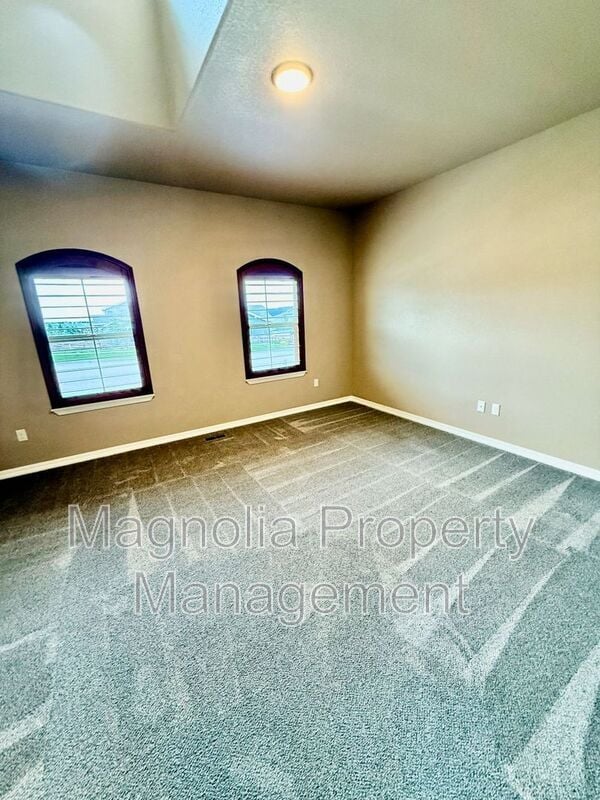 Building Photo - 9916 Wolf Lake Drive