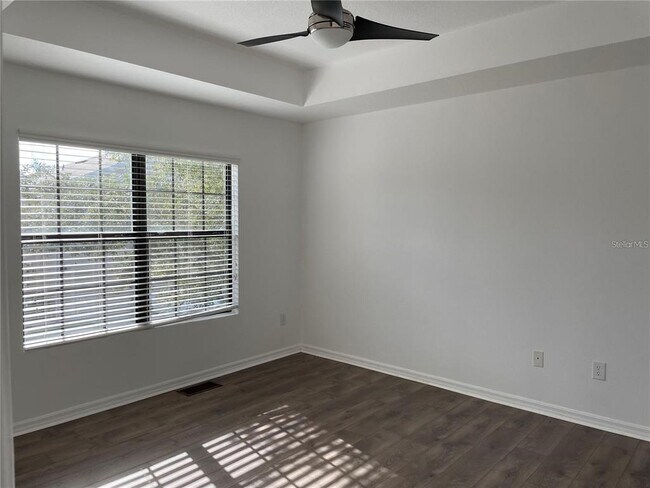 Building Photo - 3723 Seneca Club Loop