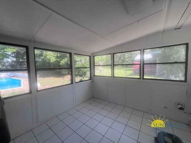 Building Photo - 475 Andrew Dr